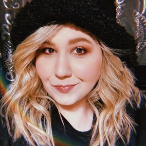 Meet your Posher, Tara